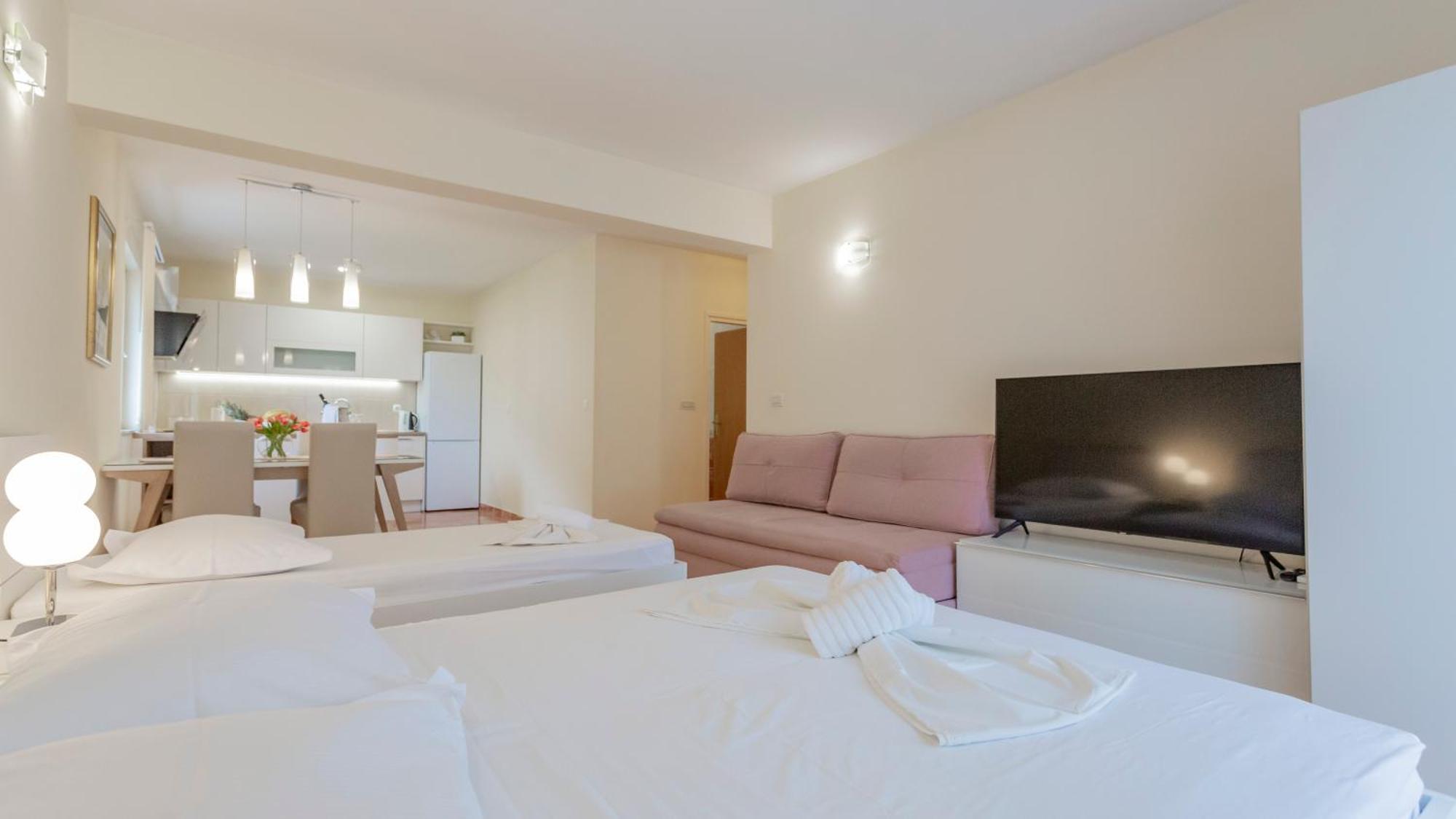 Baska Voda Apartments - Steps From The Beach, Free Parking, Central Location Exteriér fotografie