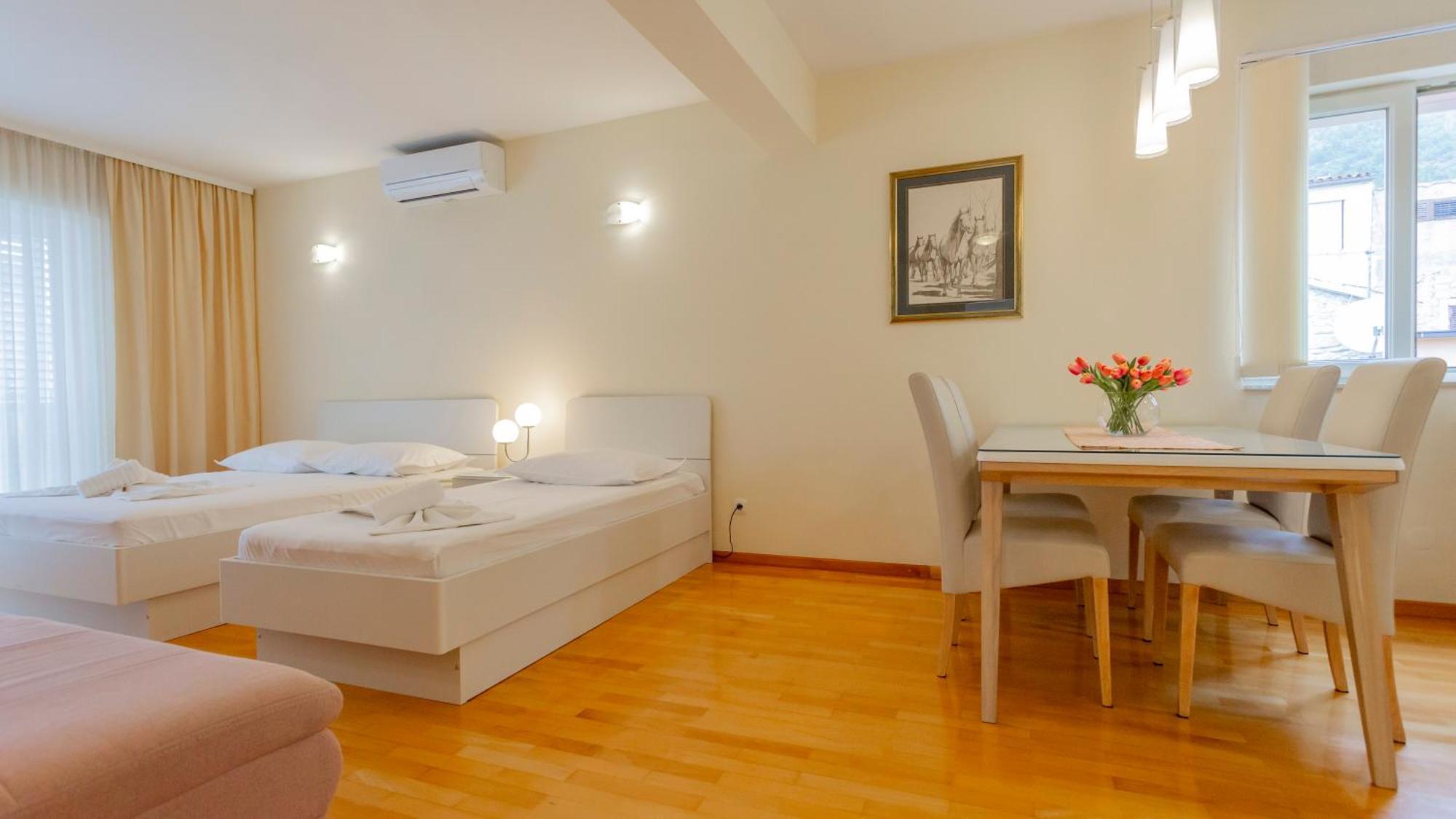 Baska Voda Apartments - Steps From The Beach, Free Parking, Central Location Exteriér fotografie