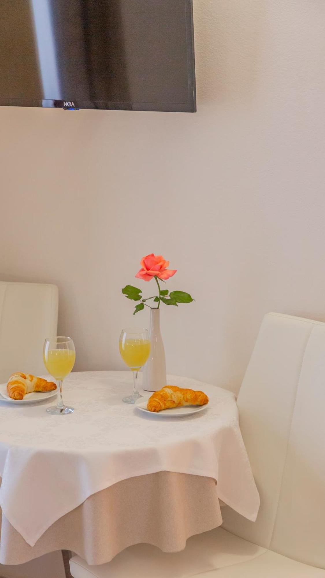 Baska Voda Apartments - Steps From The Beach, Free Parking, Central Location Exteriér fotografie