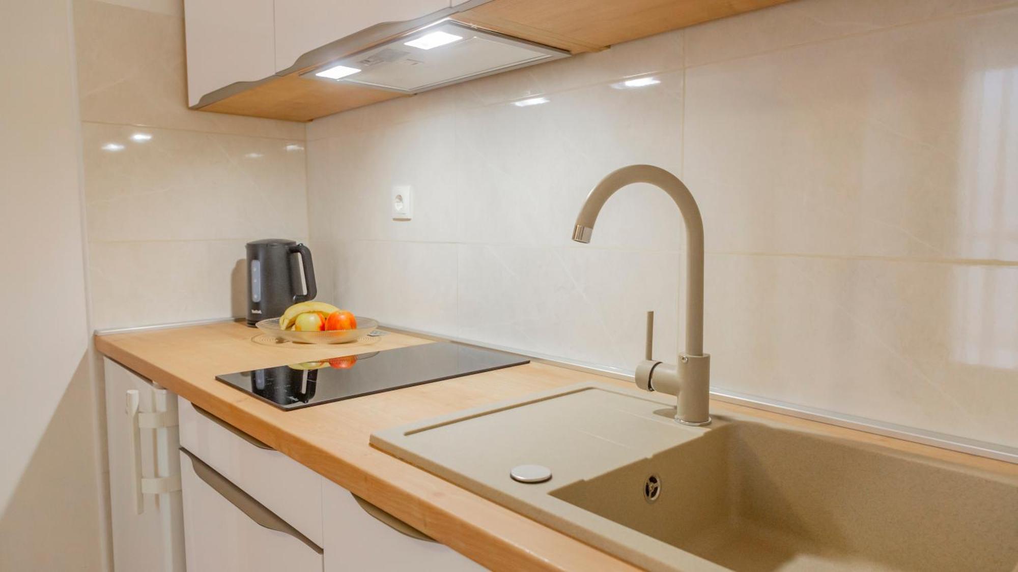 Baska Voda Apartments - Steps From The Beach, Free Parking, Central Location Exteriér fotografie