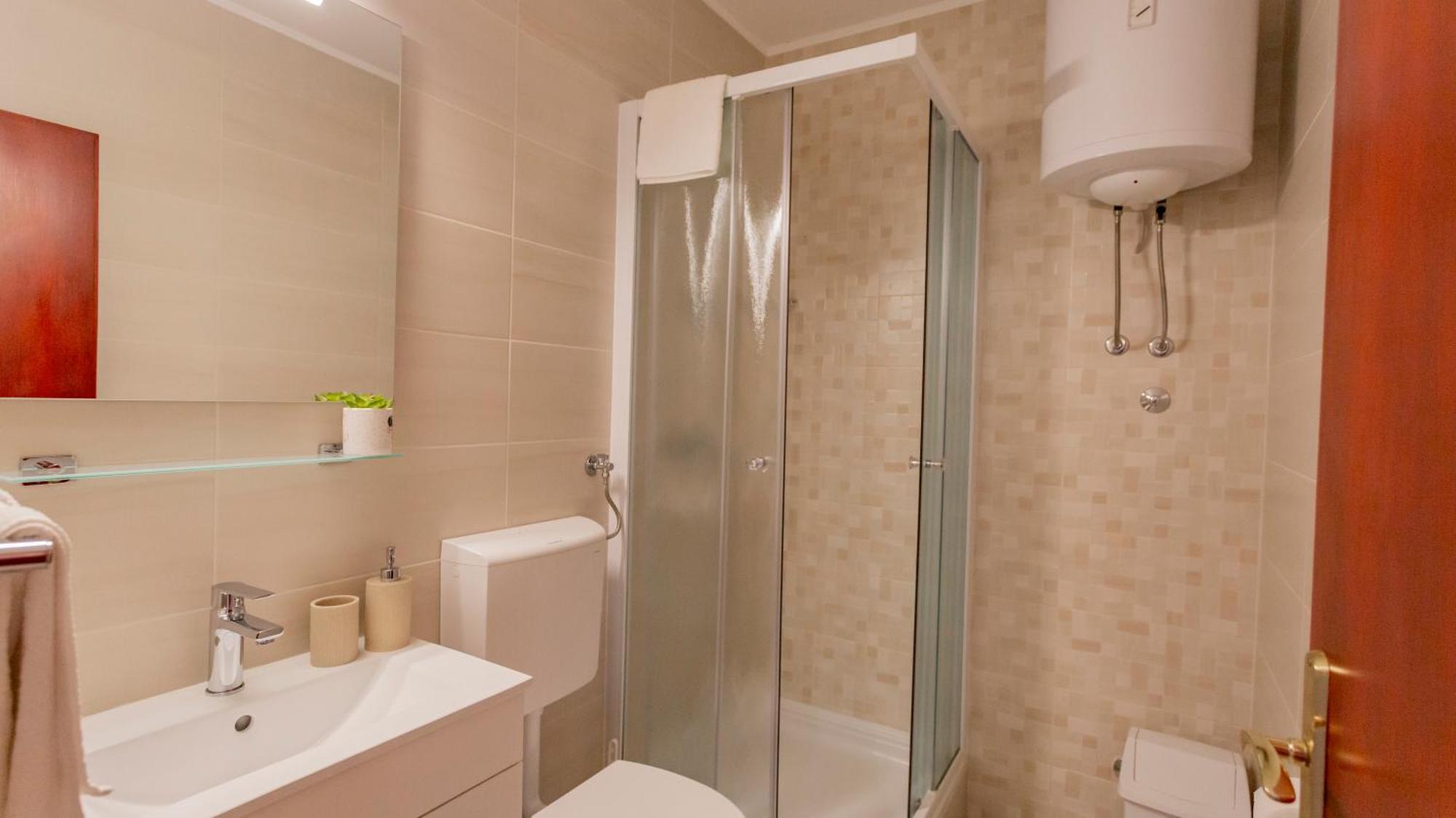 Baska Voda Apartments - Steps From The Beach, Free Parking, Central Location Exteriér fotografie