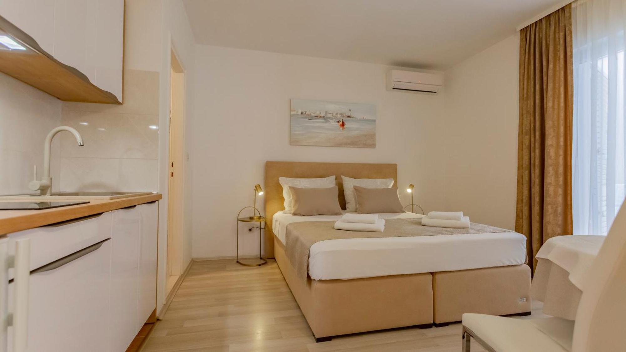 Baska Voda Apartments - Steps From The Beach, Free Parking, Central Location Exteriér fotografie