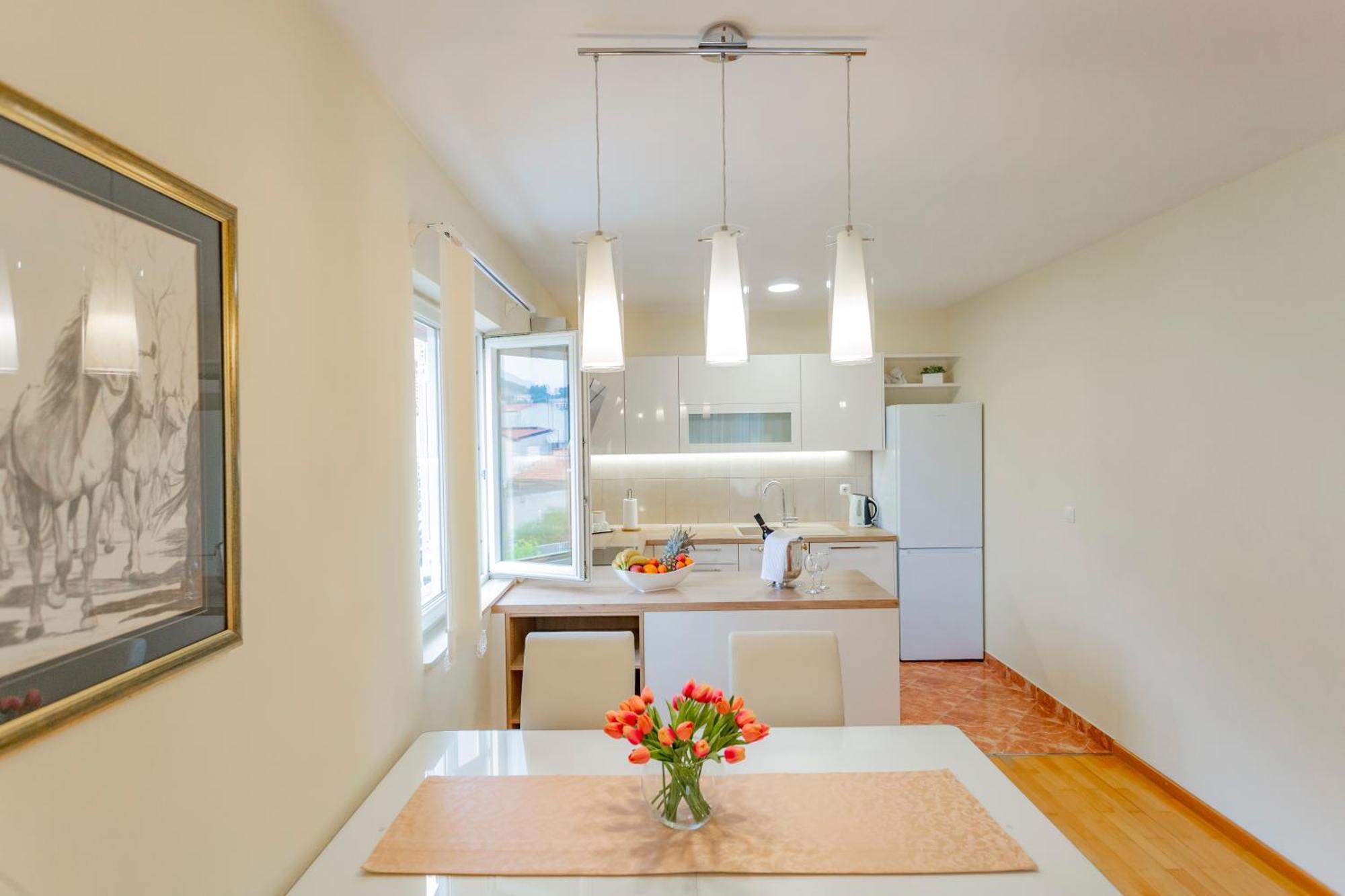 Baska Voda Apartments - Steps From The Beach, Free Parking, Central Location Exteriér fotografie