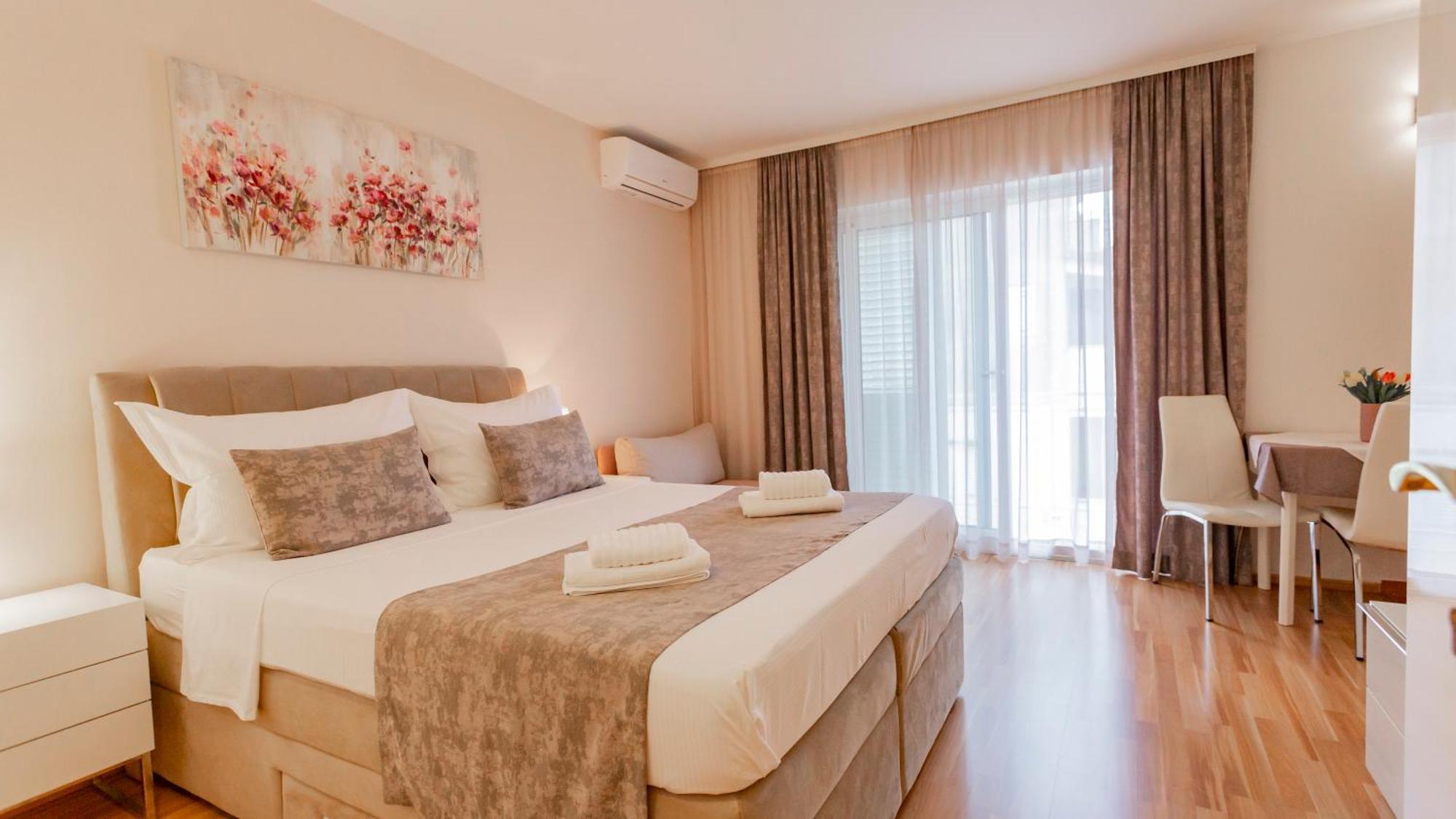 Baska Voda Apartments - Steps From The Beach, Free Parking, Central Location Exteriér fotografie