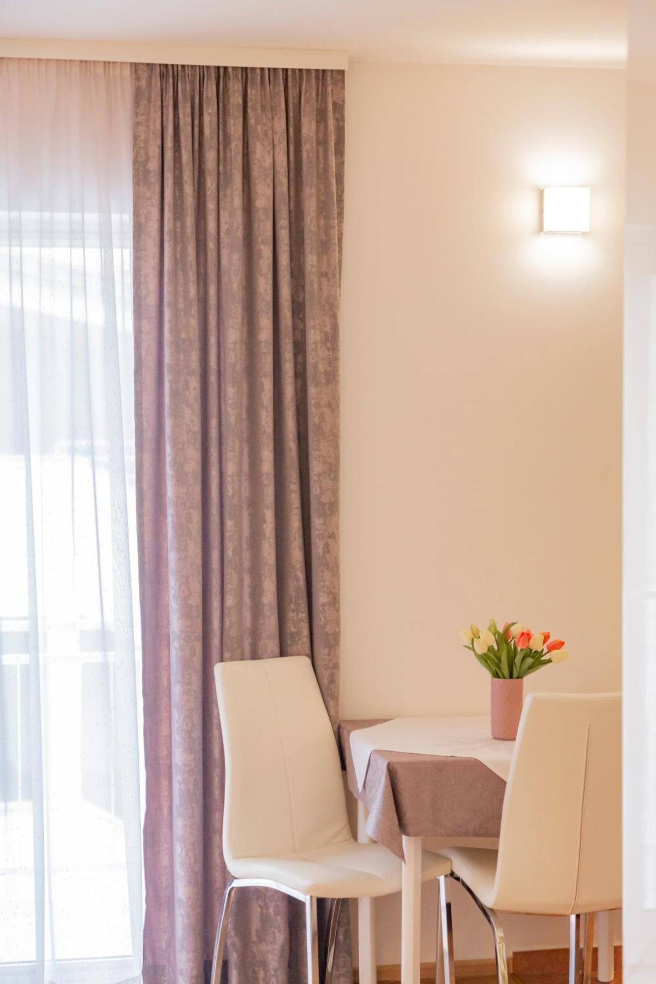 Baska Voda Apartments - Steps From The Beach, Free Parking, Central Location Exteriér fotografie