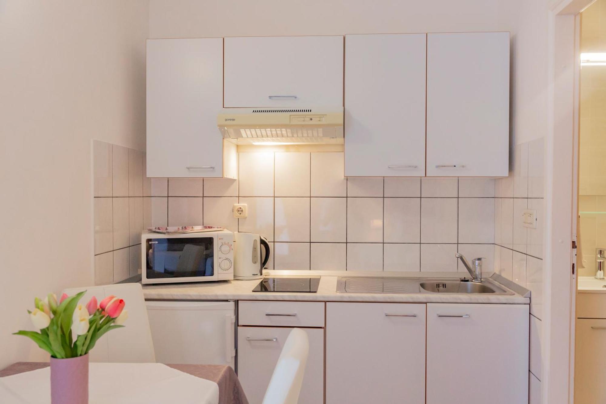 Baska Voda Apartments - Steps From The Beach, Free Parking, Central Location Exteriér fotografie
