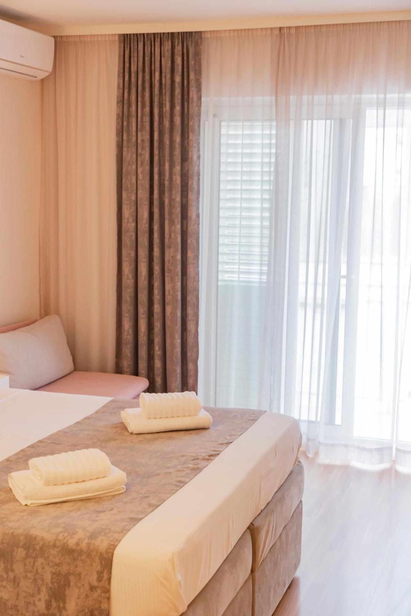 Baska Voda Apartments - Steps From The Beach, Free Parking, Central Location Exteriér fotografie