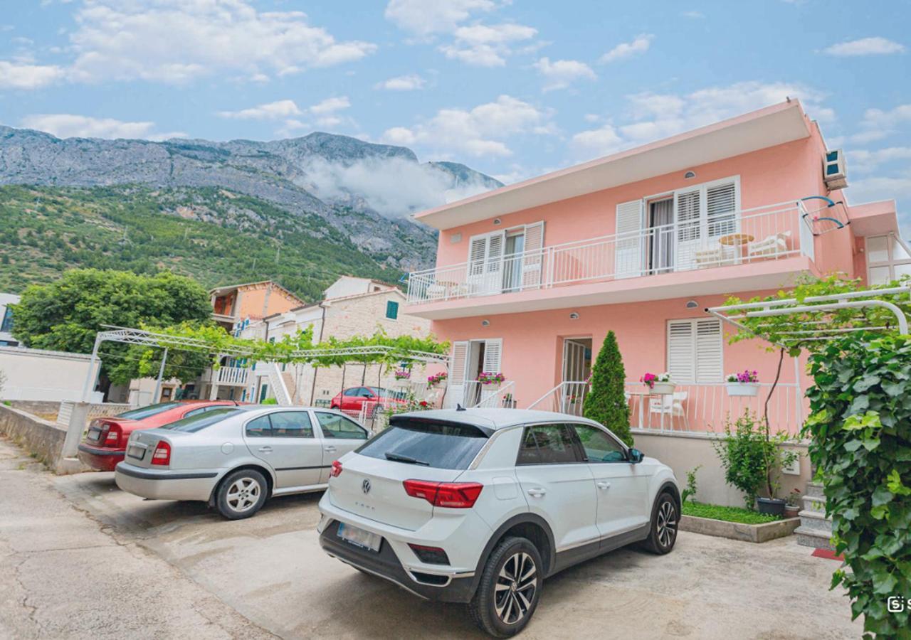 Baska Voda Apartments - Steps From The Beach, Free Parking, Central Location Exteriér fotografie