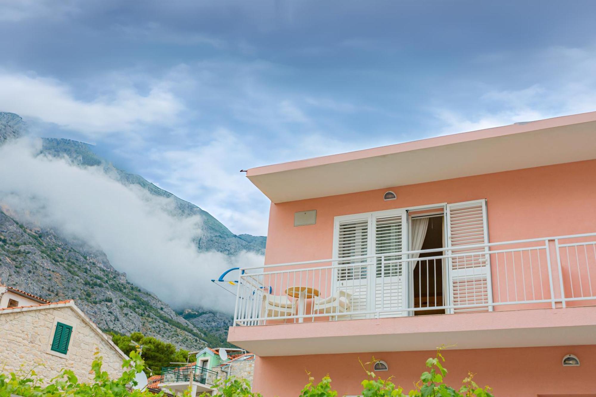 Baska Voda Apartments - Steps From The Beach, Free Parking, Central Location Exteriér fotografie